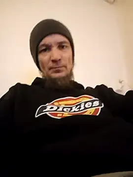 Snapshot of BunnyandClydeDk chatting on January 23, 2025, 8:24 pm BunnyandClydeDk online show from January 23, 2025, 8:24 pm