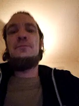 Snapshot of BunnyandClydeDk chatting on December 25, 2024, 4:12 am BunnyandClydeDk online show from December 25, 2024, 4:12 am