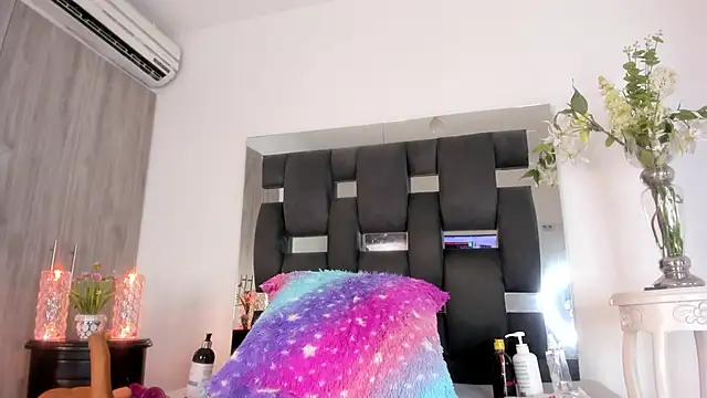 tanyyaa online show from March 18, 2025, 4:51 am