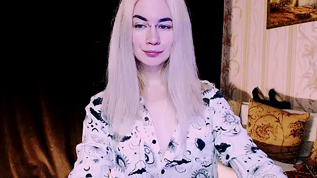 Snapshot of xxxcharismaaa chatting on December 3, 2025, 6:25 am xxxcharismaaa online show from December 3, 2025, 6:25 am