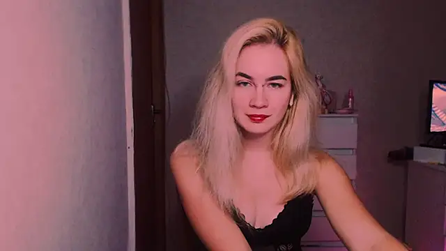 Snapshot of xxxcharismaaa chatting on October 24, 2025, 7:02 pm xxxcharismaaa online show from October 24, 2025, 7:02 pm