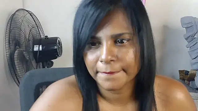 sunshinelady  online show from October 22, 2025, 9:42 am