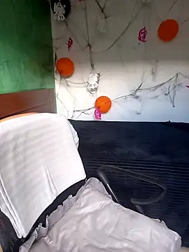 Snapshot of pinedasex777 chatting on October 5, 2025, 1:57 pm pinedasex777 online show from October 5, 2025, 1:57 pm