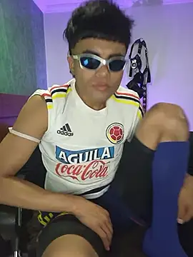 Snapshot of pinedasex777 chatting on November 16, 2025, 1:10 am pinedasex777 online show from November 16, 2025, 1:10 am