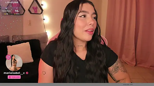 shantall vidales  online show from January 26, 2025, 10:57 pm