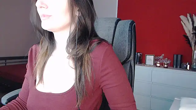 Alina Lamour online show from February 28, 2026, 6:18 pm