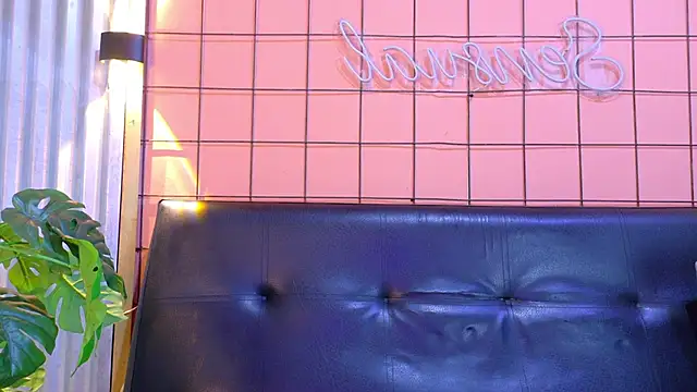 Snapshot of martin_killer chatting on November 24, 2025, 1:27 am martin killer online show from November 24, 2025, 1:27 am