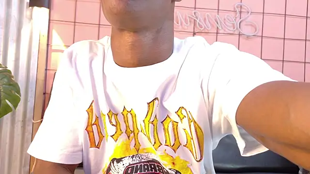 Snapshot of martin_killer chatting on November 17, 2025, 1:31 am martin killer online show from November 17, 2025, 1:31 am