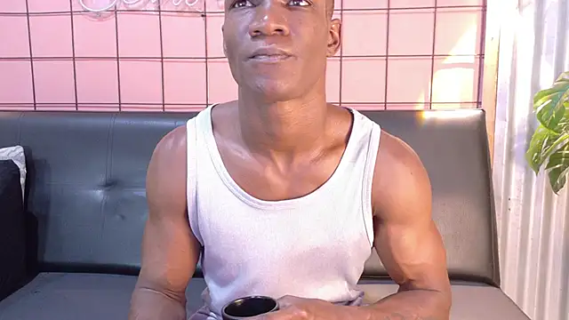 Snapshot of martin_killer chatting on April 21, 2026, 1:42 am martin killer online show from April 21, 2026, 1:42 am