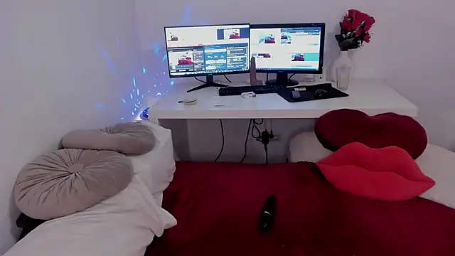 aryahunt1 online show from October 2, 2025, 6:00 pm