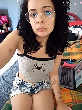 Snapshot of NinaSweet2 chatting on September 26, 2025, 3:30 pm NinaSweet2 online show from September 26, 2025, 3:30 pm