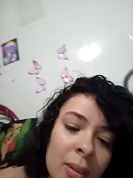 Snapshot of NinaSweet2 chatting on February 13, 2025, 9:17 pm NinaSweet2 online show from February 13, 2025, 9:17 pm