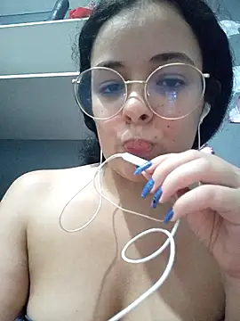 Snapshot of NinaSweet2 chatting on March 1, 2025, 5:42 am NinaSweet2 online show from March 1, 2025, 5:42 am