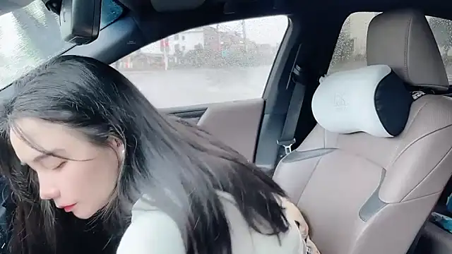 orla2021 online show from October 18, 2025, 2:02 am