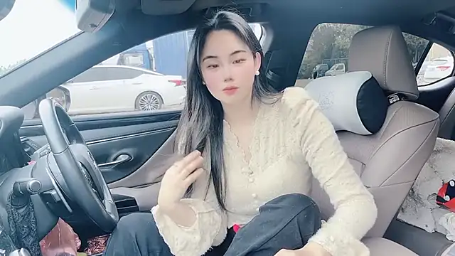 orla2021 online show from February 26, 2025, 5:03 am