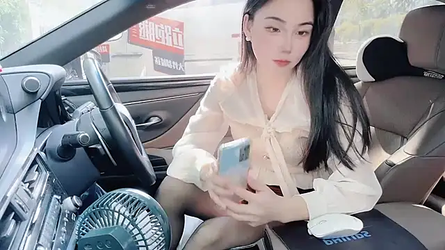 orla2021 online show from December 8, 2024, 3:50 am