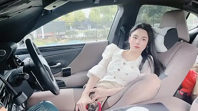 orla2021 online show from December 26, 2024, 6:52 am