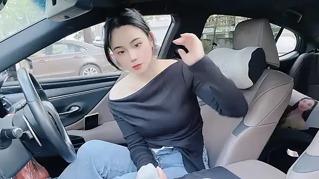 orla2021 online show from January 9, 2025, 12:57 am