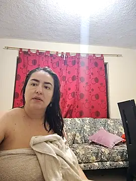 Snapshot of rosahills chatting on January 14, 2026, 11:14 am rosahills online show from January 14, 2026, 11:14 am