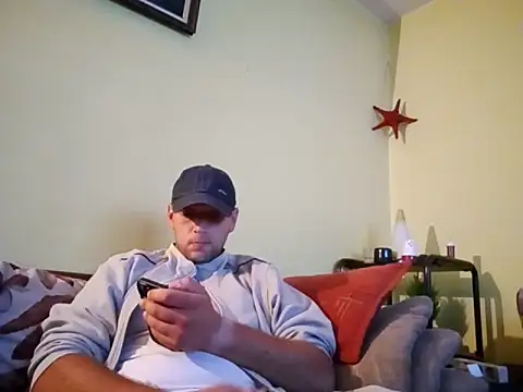 Flakka95 online show from October 1, 2025, 10:13 pm