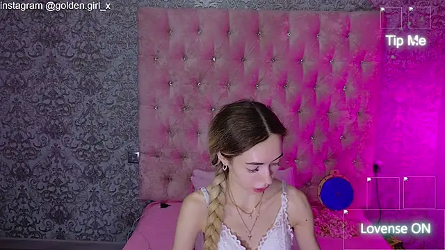 Snapshot of Akilla_Queen chatting on May 18, 2026, 1:50 am Akilla Queen online show from May 18, 2026, 1:50 am
