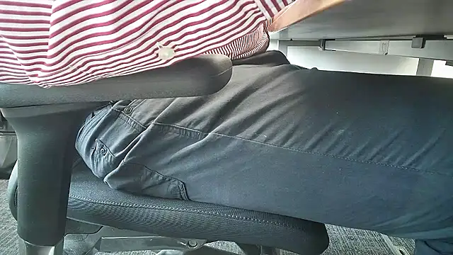 69bezfleku online show from February 9, 2026, 12:03 pm