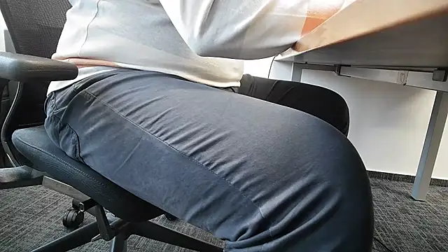 69bezfleku online show from November 10, 2025, 7:13 am