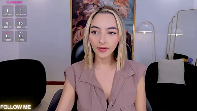 Snapshot of MelissaMoore_ chatting on May 23, 2026, 9:41 am MelissaMoore online show from May 23, 2026, 9:41 am