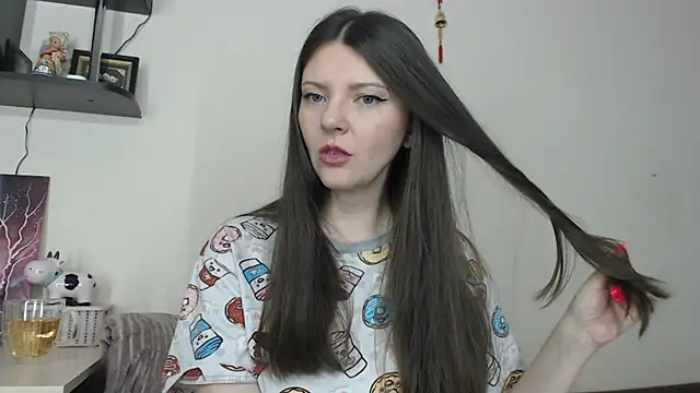 Snapshot of SugarTati chatting on October 26, 2025, 6:19 pm SugarTati online show from October 26, 2025, 6:19 pm