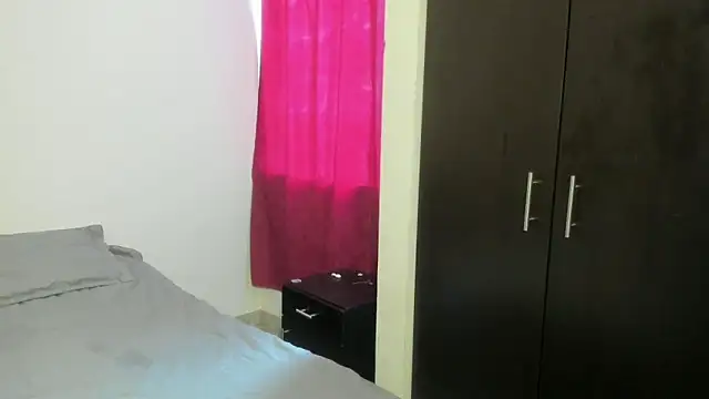 skinny Yizz online show from September 22, 2025, 8:04 pm