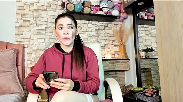 Carla expit online show from November 21, 2025, 11:37 pm