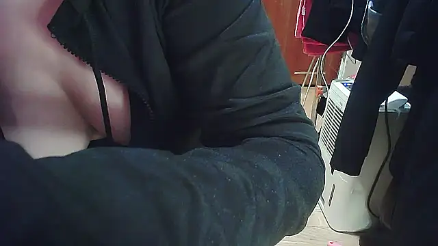 Snapshot of cindy01113520 chatting on March 5, 2025, 8:42 pm cindy01113520 online show from March 5, 2025, 8:42 pm