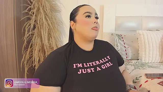 lili hot   online show from December 1, 2025, 9:59 pm