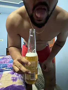 Snapshot of Rajbir0071 chatting on October 4, 2025, 8:43 pm Rajbir0071 online show from October 4, 2025, 8:43 pm