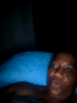 Snapshot of Galcraze chatting on February 8, 2025, 1:43 am Galcraze online show from February 8, 2025, 1:43 am