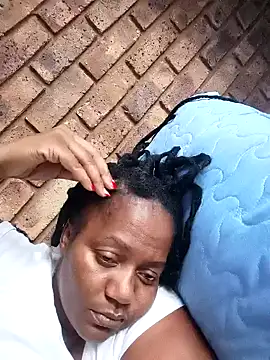 Snapshot of Galcraze chatting on February 10, 2025, 5:03 am Galcraze online show from February 10, 2025, 5:03 am