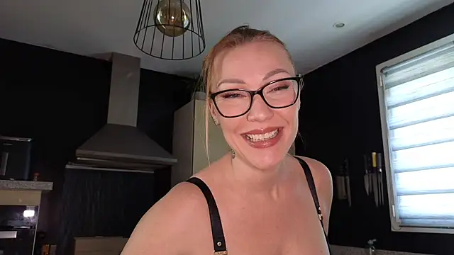 Sacha-xx online show from January 15, 2026, 12:52 pm