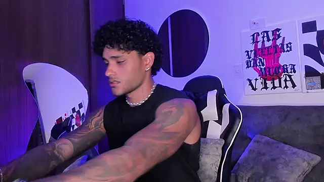 Alessandro Vanni online show from March 2, 2026, 2:34 am