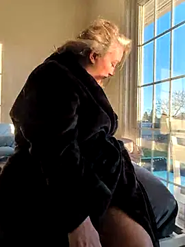 Canadian BBW online show from April 9, 2026, 2:01 pm