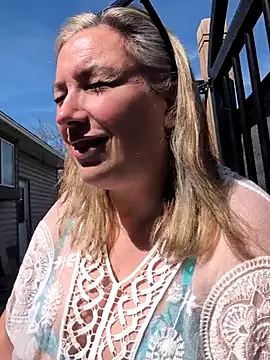 Canadian BBW online show from April 10, 2026, 7:54 pm