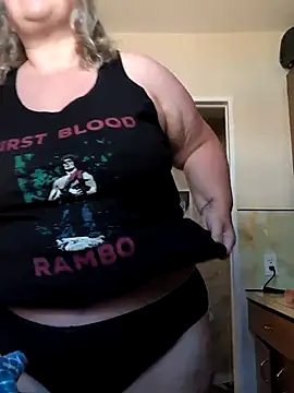 Snapshot of Canadian_BBW chatting on July 8, 2026, 9:26 pm Canadian BBW online show from July 8, 2026, 9:26 pm