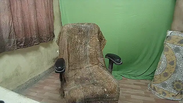 mynastyfuckerr online show from September 14, 2025, 9:53 am