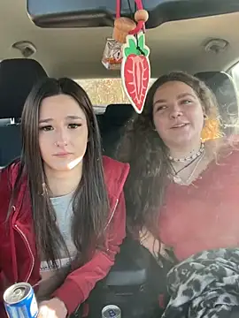 joanaelaa online show from February 1, 2025, 10:37 am