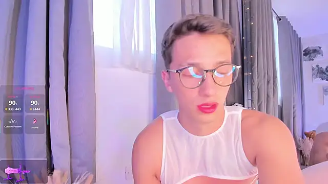 Snapshot of Thiago_jones chatting on September 15, 2025, 9:04 pm Thiago jones online show from September 15, 2025, 9:04 pm