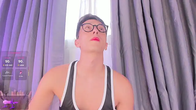 Snapshot of Thiago_jones chatting on September 16, 2025, 8:43 pm Thiago jones online show from September 16, 2025, 8:43 pm