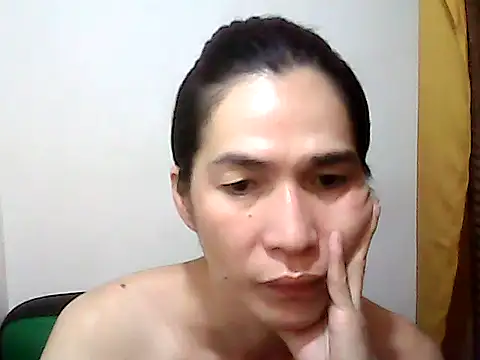 Snapshot of BigDickTrans chatting on October 30, 2025, 4:00 am BigDickTrans online show from October 30, 2025, 4:00 am