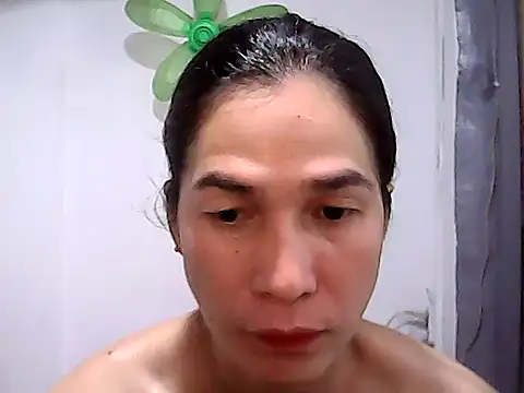 Snapshot of BigDickTrans chatting on May 5, 2026, 6:55 pm BigDickTrans online show from May 5, 2026, 6:55 pm