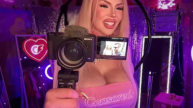 bimbotwerkqueen online show from March 16, 2025, 6:20 am
