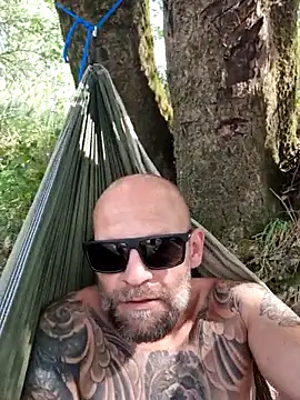 Snapshot of Prinzalbert7@xh chatting on June 23, 2026, 2:15 pm Prinzalbert7xh online show from June 23, 2026, 2:15 pm