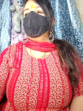 Snapshot of cute-tanvi chatting on April 26, 2026, 11:35 pm cute-tanvi online show from April 26, 2026, 11:35 pm
